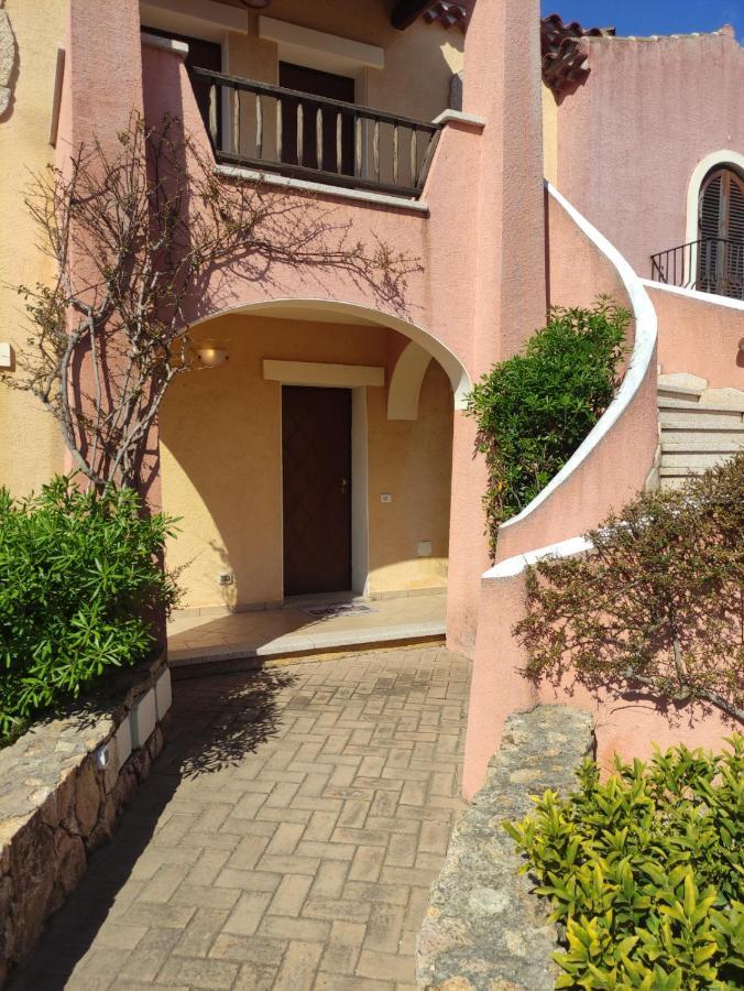 Residence Cala Moresca 15 Golfo Aranci Bagian luar foto