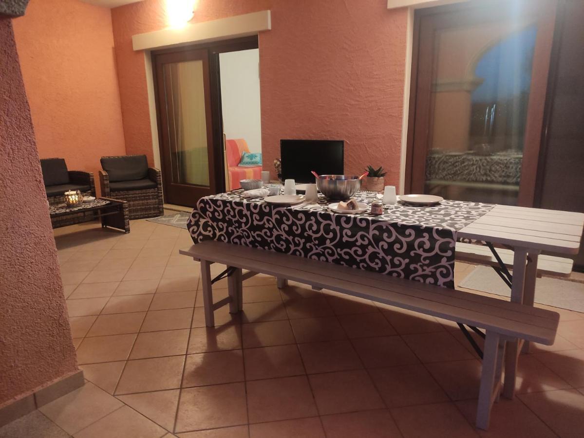 Residence Cala Moresca 15 Golfo Aranci Bagian luar foto